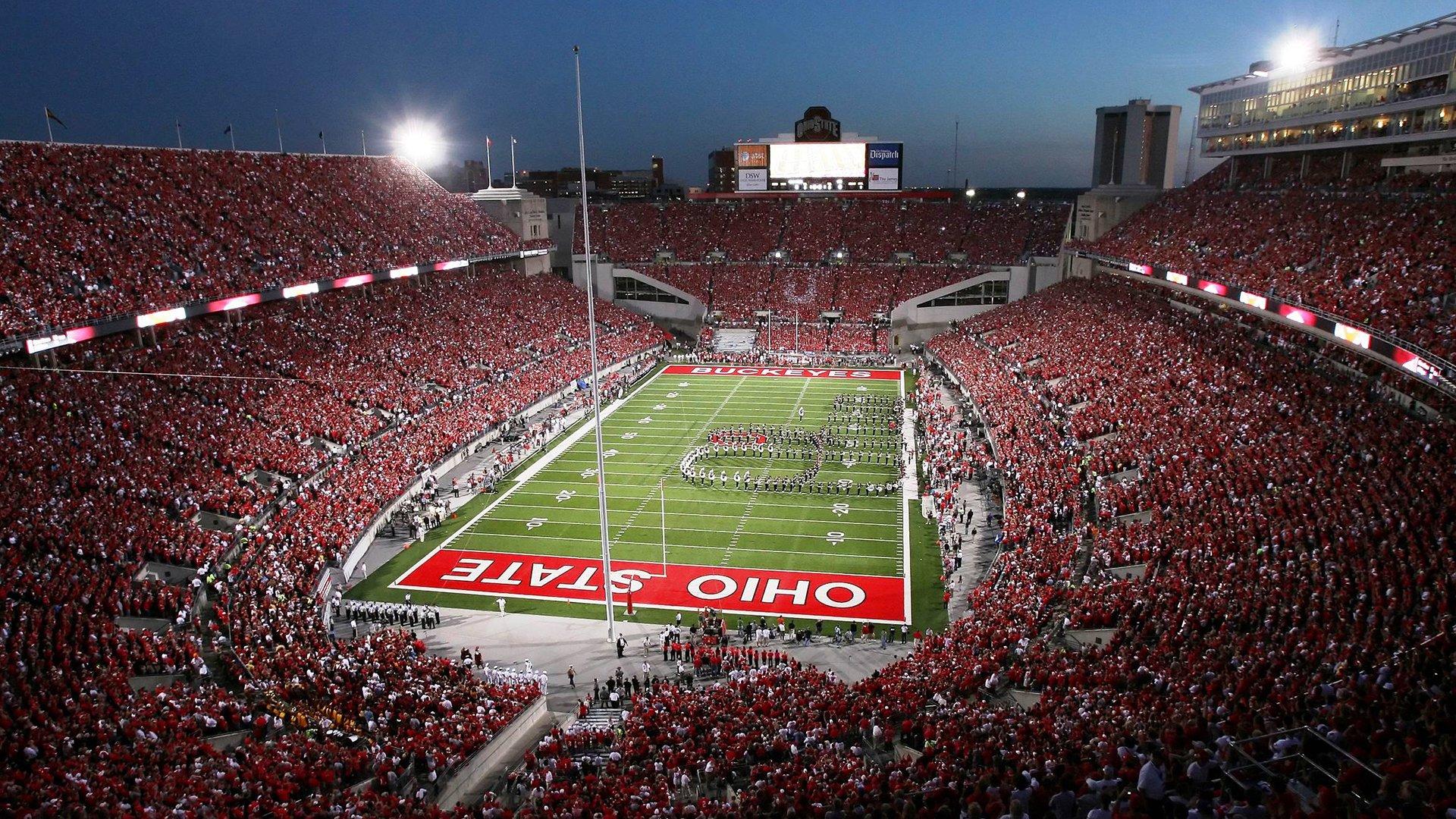 传奇谢幕!足球巨星李明举行盛大退役仪式